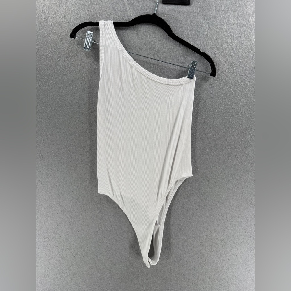Betro Simone One Shoulder Bodysuit Womens Size S White Ribbed Neutral Thong